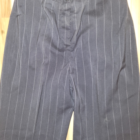 The Limited Stretch Blk Pinstriped Wide Leg Dress Pants EUC - Picture 4 of 13